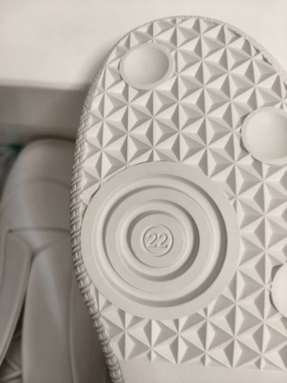 Maison Margiela White Futuristic High Top Leather Sneakers Unisex With Original - Picture 8 of 8